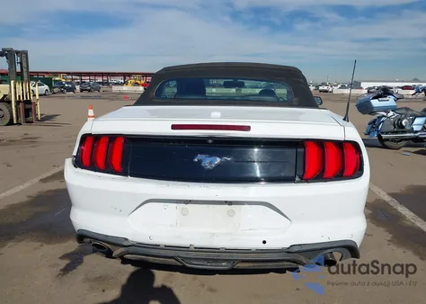 2019 Ford Mustang Ecoboost Premium z USA, uszkodzony, nr VIN 1FATP8UH5K5179476